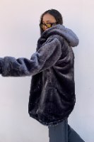 מעיל פלאפי דמוי פרווה