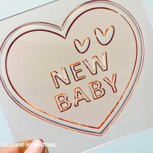 תבנית טופר NEW BABY תינוק חדש מסגרת לב גדולה 10 ס"מ| קישוט טופר לעוגה|  חדש מאתי דבש