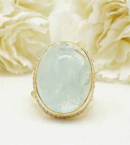 טבעת זהב בלו קוורץ ויהלומים