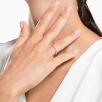 טבעת SWAROVSKI מקולקציית VITTORE