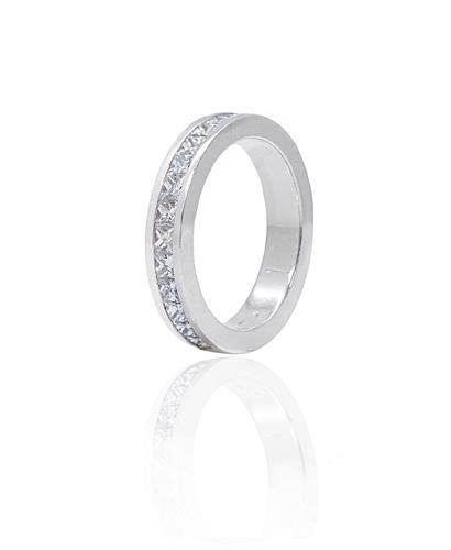 טבעת יהלומים מרובעים בזהב 14 קרט 2.2 קראט