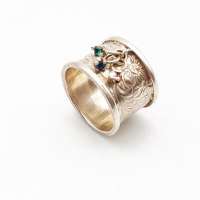 טבעת כסף טהור עם חריטות ואבנים נופלות R-43