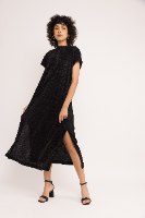 שמלת NAM - פליסה שחור