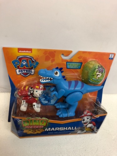 מפרץ ההרפתקאות - דמות עם דינוזאור מארשל