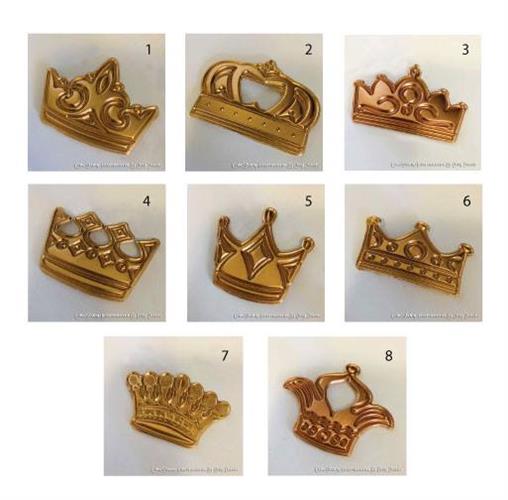 Eight 8 small crowns - Chocolate mold