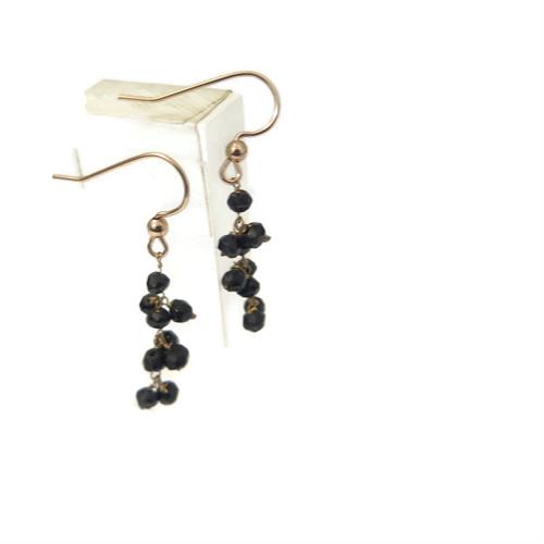 עגילים תלויים עם אבן האוניקס דגם מוקנה