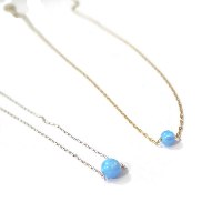 שרשרת עדינה בכסף או גולדפילד שזורה בתוך אופל כחול דגם כחלית