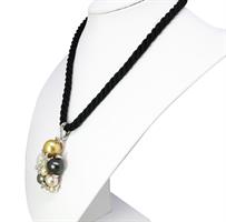 שרשרת חבל עם תליון זהב לבן 18K משובץ פנינים ויהלומים 0.51 קראט