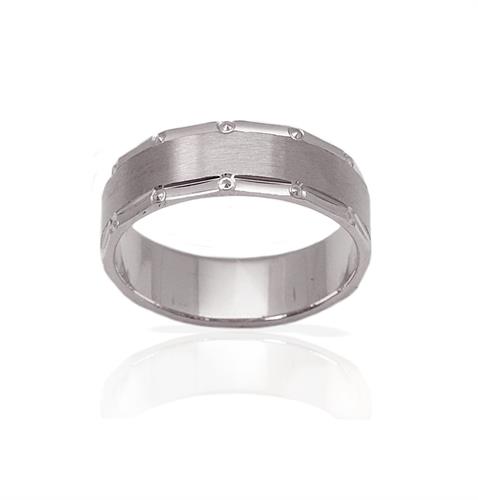 טבעת נישואין מעוצבת עם טקסטורת הברשה והברגה - דגם M140