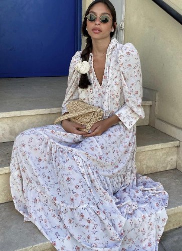 שמלת פאטי פרינט לבן