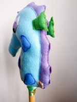 סוסון ים על מקל בצבע תכלת *סוג ב'*