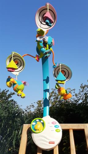 מובייל של טייני לאב מאיר ומנגן מגיע באריזה מקורית עם הוראות