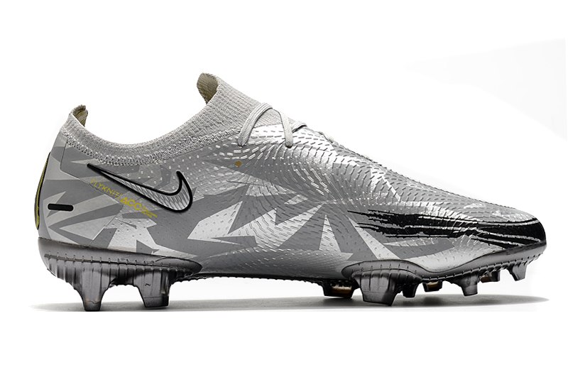 scorpion soccer cleats