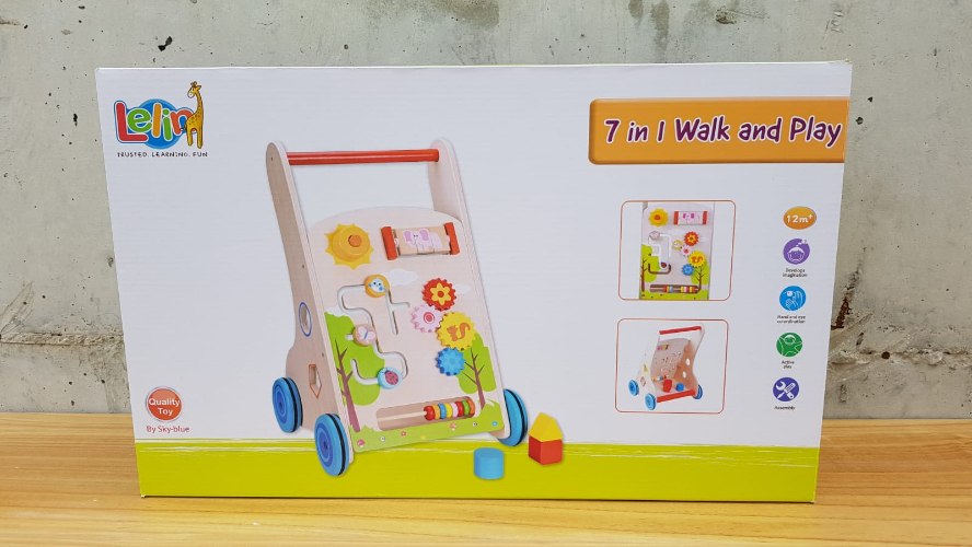 עגלת פעילות עץ