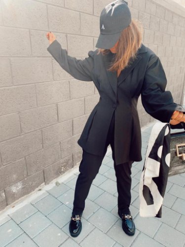 חליפת ARINA שחור