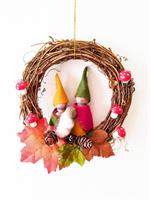 מובייל משפחה עם אימא מניקה - מובייל לתינוק