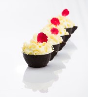 150 גרם שוקולד לבן מגורד