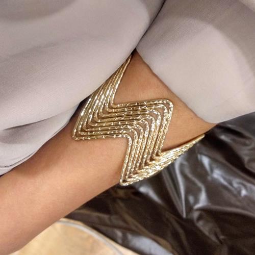 צמיד ZIG ZAG - זהב