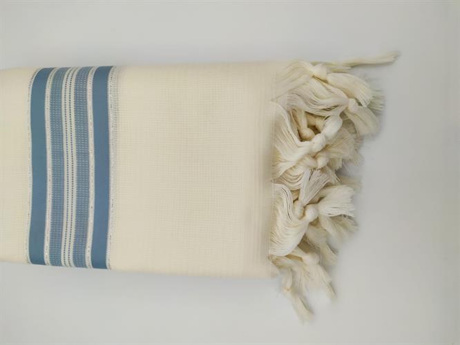 טלית דגם תשבץ החל מ - 300 ₪