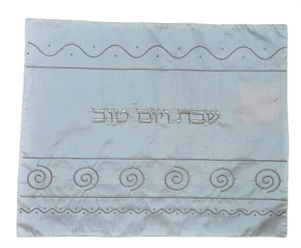 כיסוי חלה סאטן בז' 50X40 שבלולים כסף