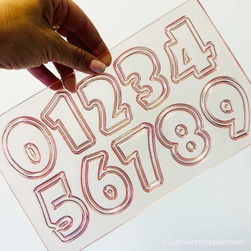 סט מספרים קומיקס דופן כפולה| תבנית מספרים גובה 5 ס"מ לקישוט עוגות | מספרים קומיקס | חדש מאתי דבש