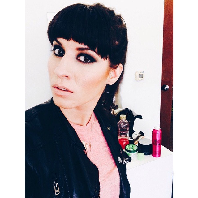 חוות דעת - ליפגלוס למראה זוהר במיוחד