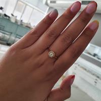 טבעת "האלו" זהב 14 קרט משובצת 0.57 קראט יהלומים