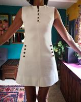 שמלת מיני לבנה משנות ה-60 מידה S/M