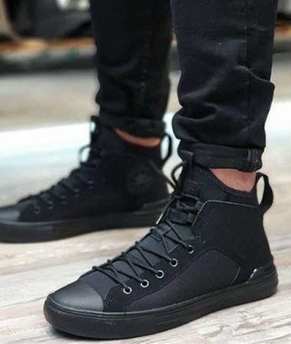 נעלי גברים ALLSTAR/CONVERSE  צבע שחור