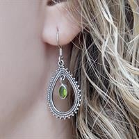 עגילי כסף משובצים אבני פרידות A5613 | תכשיטי כסף | עגילי כסף