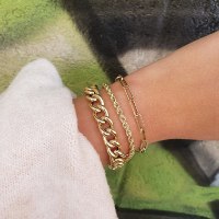 צמיד זהב חוליות לאישה עדין עם נוכחות