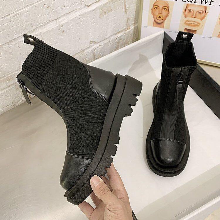 מגפון YOUNG ADELE