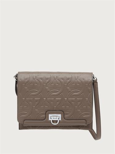 תיק  Salvatore Ferragamo Flap לנשים