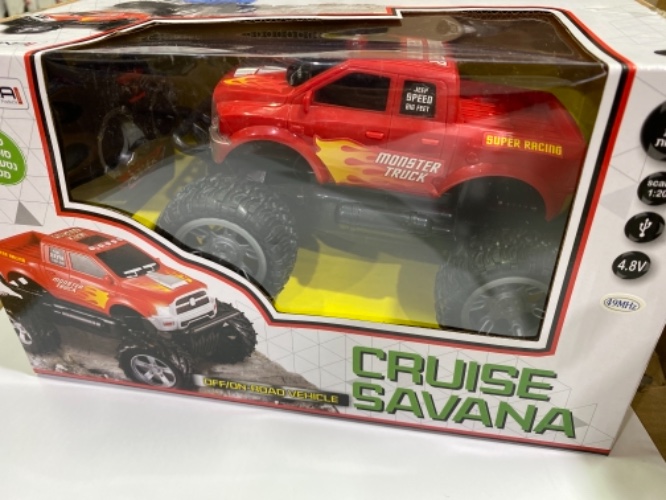 ג׳יפ שטח על שלט