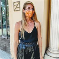 מסכת סאטן משי יפני - כתום פרחוני