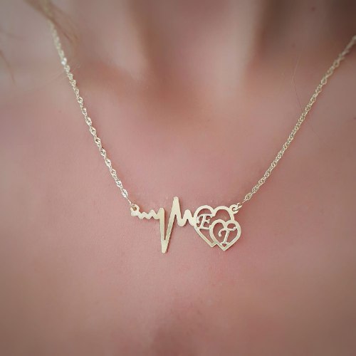 שרשרת דופק עם לבבות ואותיות חתוכות דגם LA276