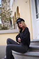 חולצת אריאנה שחור