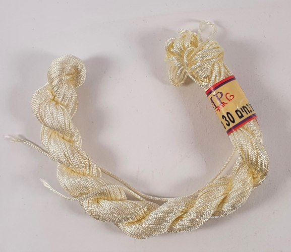 חוט מצנחים דק - שמנת 30 מ'