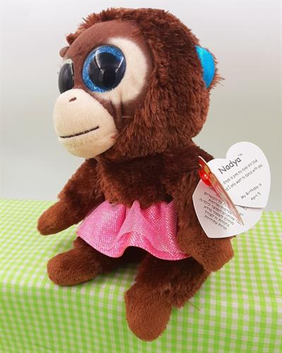 קופה בלרינה יפה עם עיניים גדולות ושמה נדיה, מבית ty