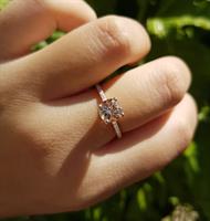 טבעת אבן חן ויהלומים 0.30 קראט