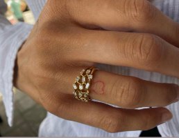 טבעת קלואה זהב 14 קראט ויהלומים לבנים