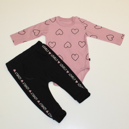 חליפת פוטר תינוקת לבבות ורוד כהה