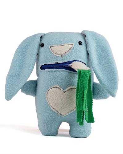 בובת ארנב בצבע תכלת, ללימוד רכיסת רוכסן. יואב השובב