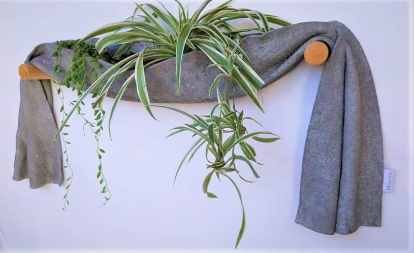 צעיף שוכב מבטון