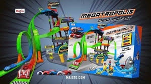 מסלול מכוניות כרישים ענק!