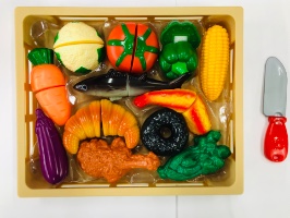 מגש אוכל לחיתוך