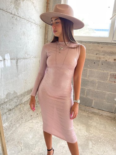 שמלת רוז ורוד