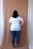 חולצת T SHIRT בילי לבן