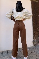 מכנסי אטלנטה מחויטים