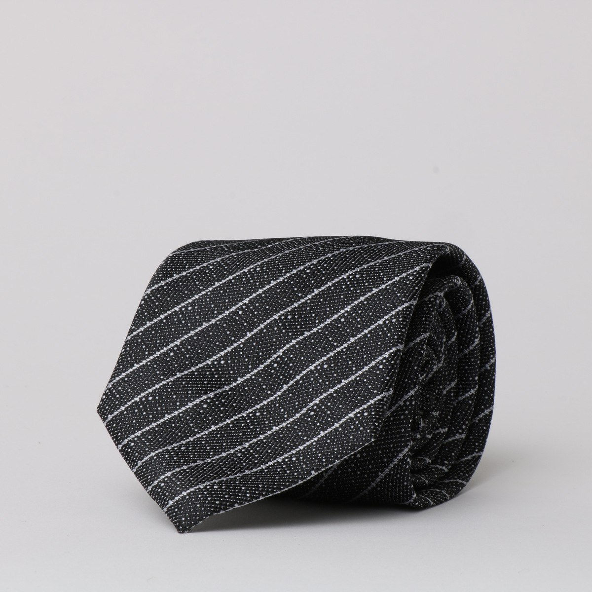 עניבה קלאסית פסים שחור/ אפור